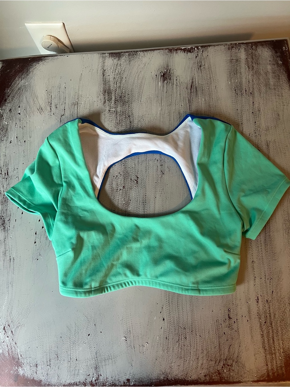 Jo + Jax Dancewear Cold Shoulder Open-Back Short Sleeve Crop Top in Mint Small